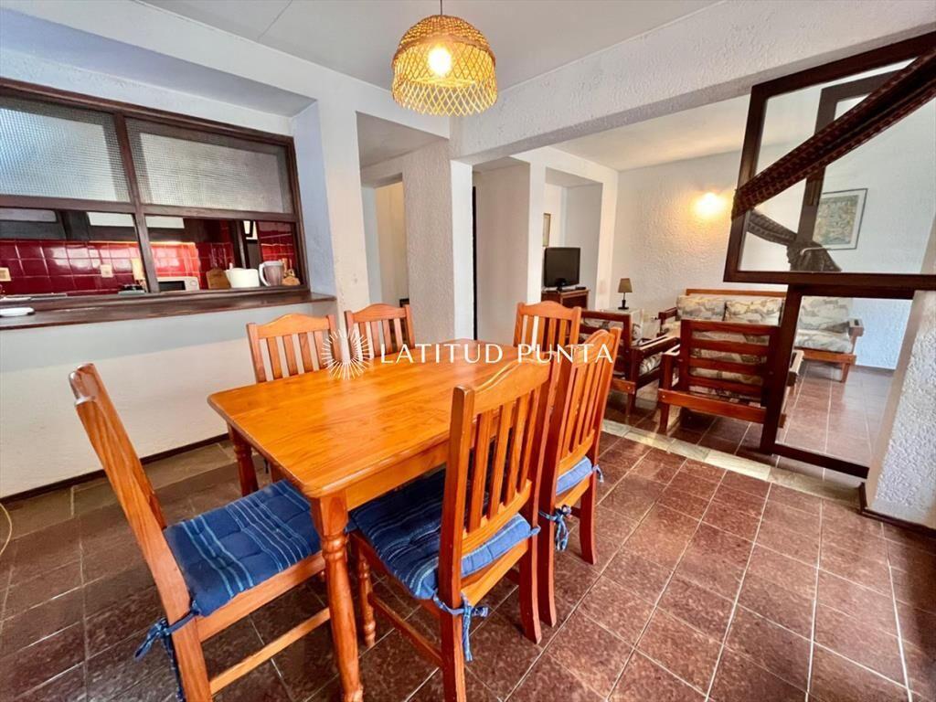 Apartamento 2 dormitorios. Aidy Grill