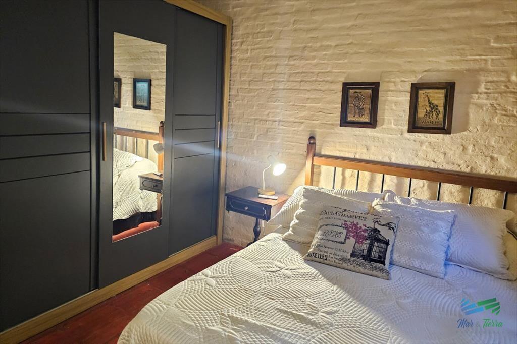 Casa 3 dormitorios en alquiler anual, cerca Punta