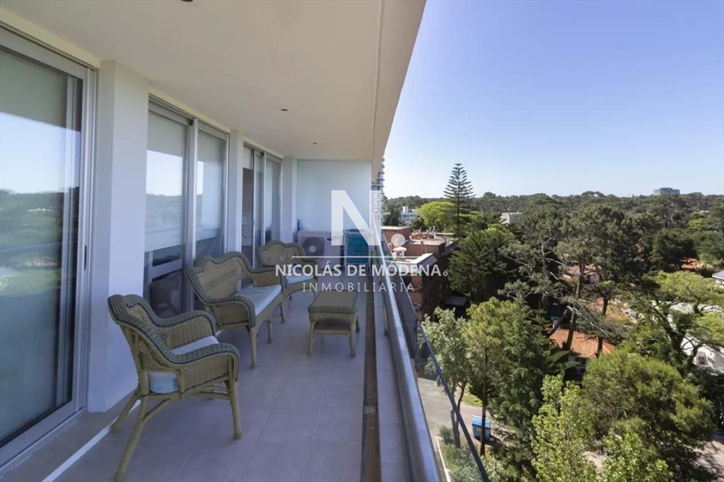 Apartamento en venta de 2 dormitorios en Punta