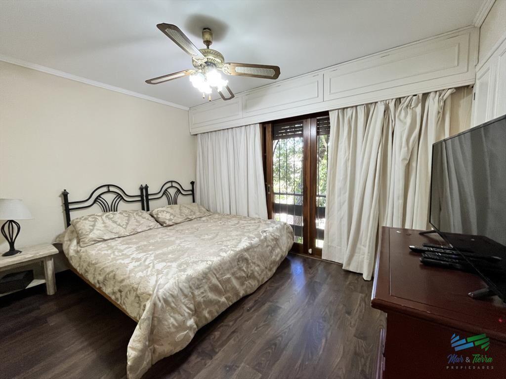 Excelente Residencia en venta, Lugano - Punta del