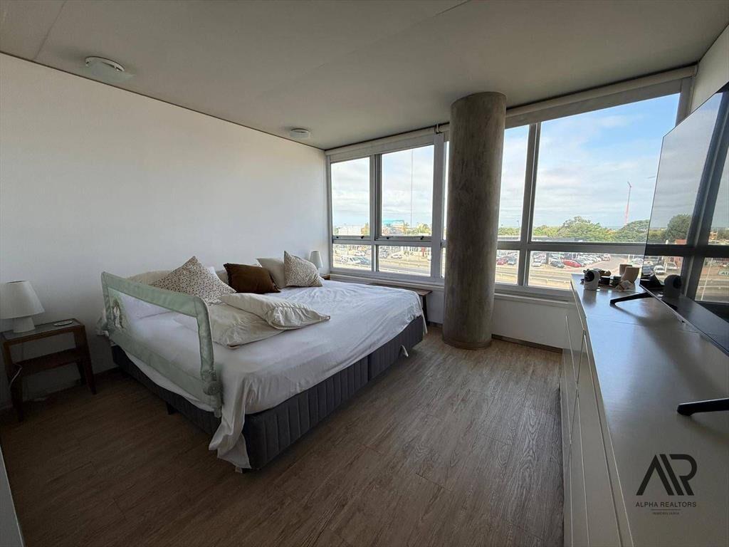 Apartamento en venta c/ cochera en Parque Miramar