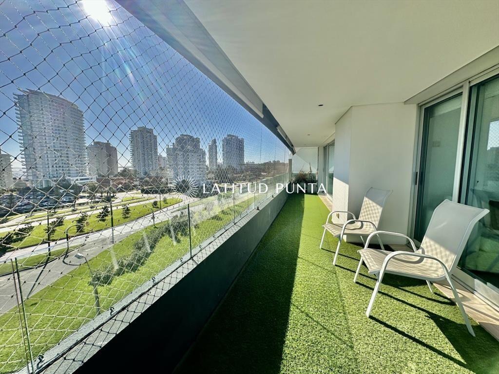 Apartamento en Mansa, 2 dormitorios y medio