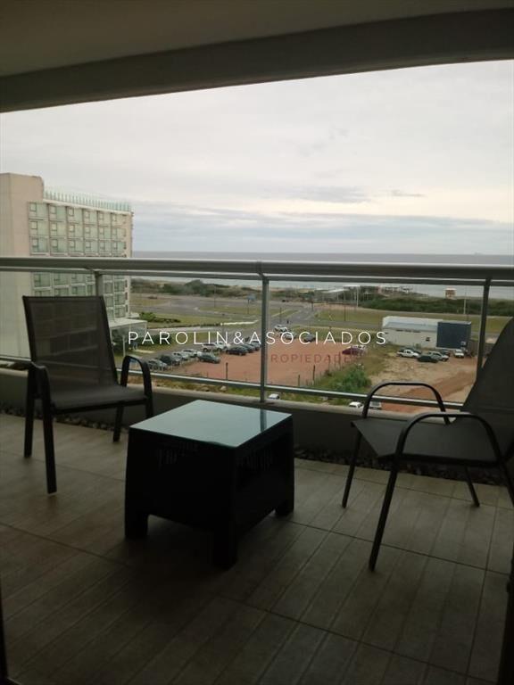 Apartamento en venta en Torre Look Brava, Punta