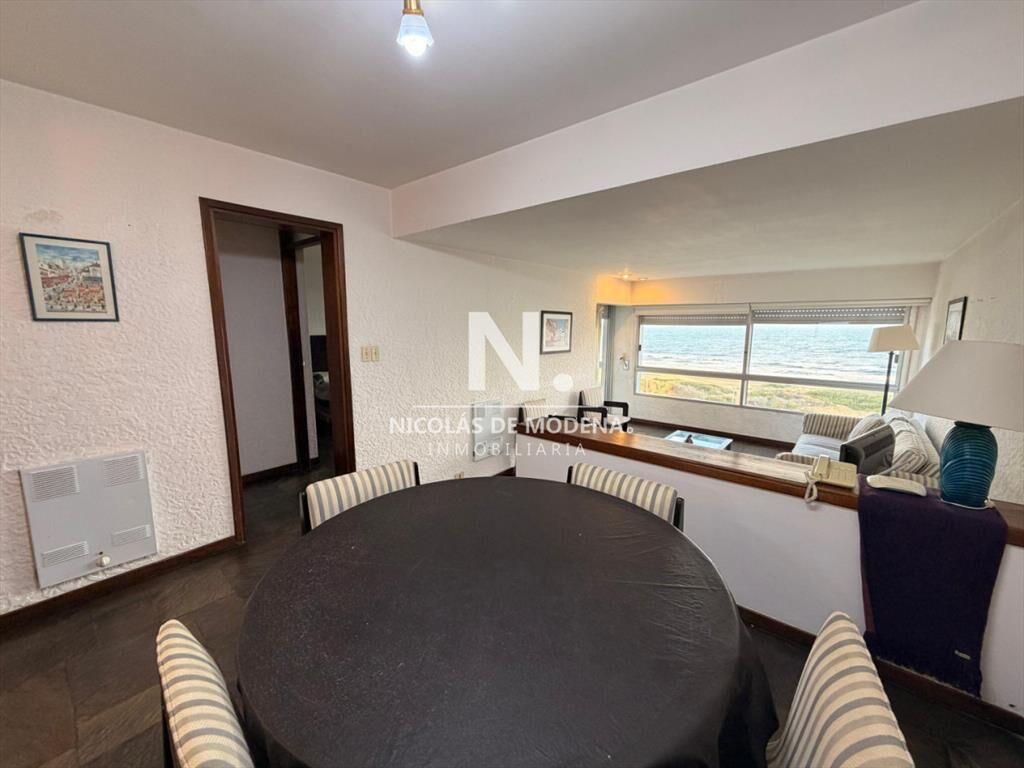 Apartamento de 1 dormitorio en venta, con garage