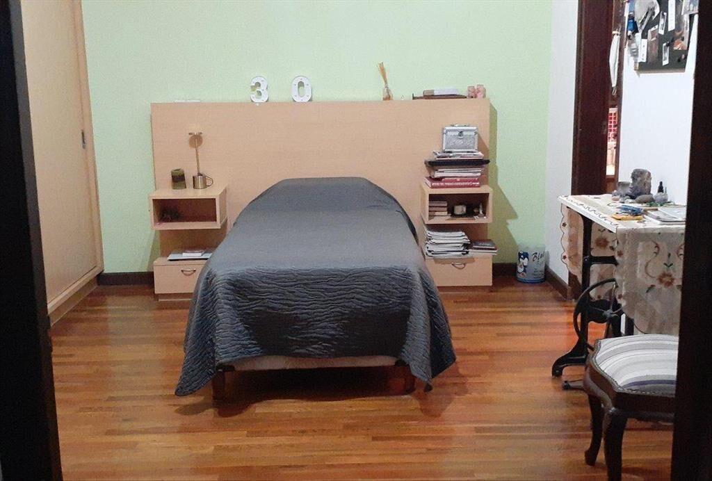 Venta de Casa en Salto, 5 Dormitorios 4 Baños