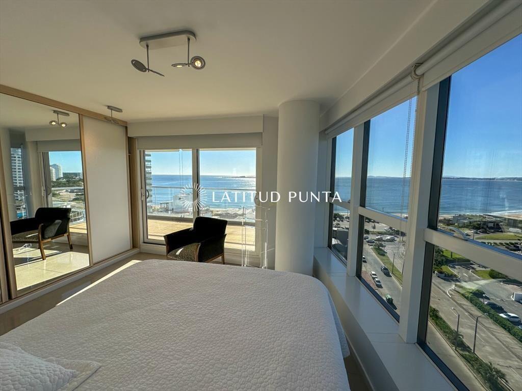 Mansa, apartamento de 3 suites más dependencia