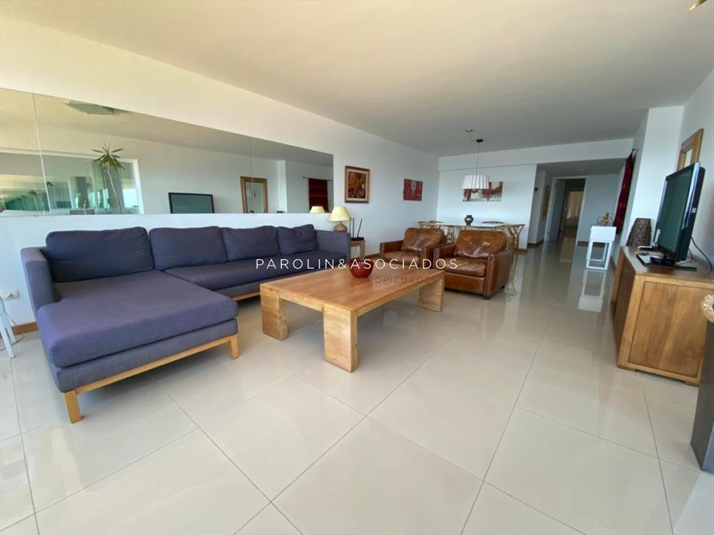 Apartamento en venta en Tiburón III, Punta del