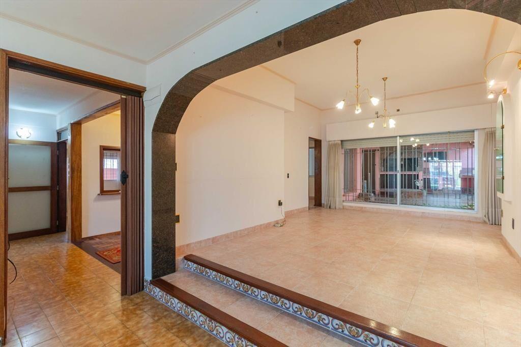 Venta de casa 5 dormitorios en Lomas de Solymar