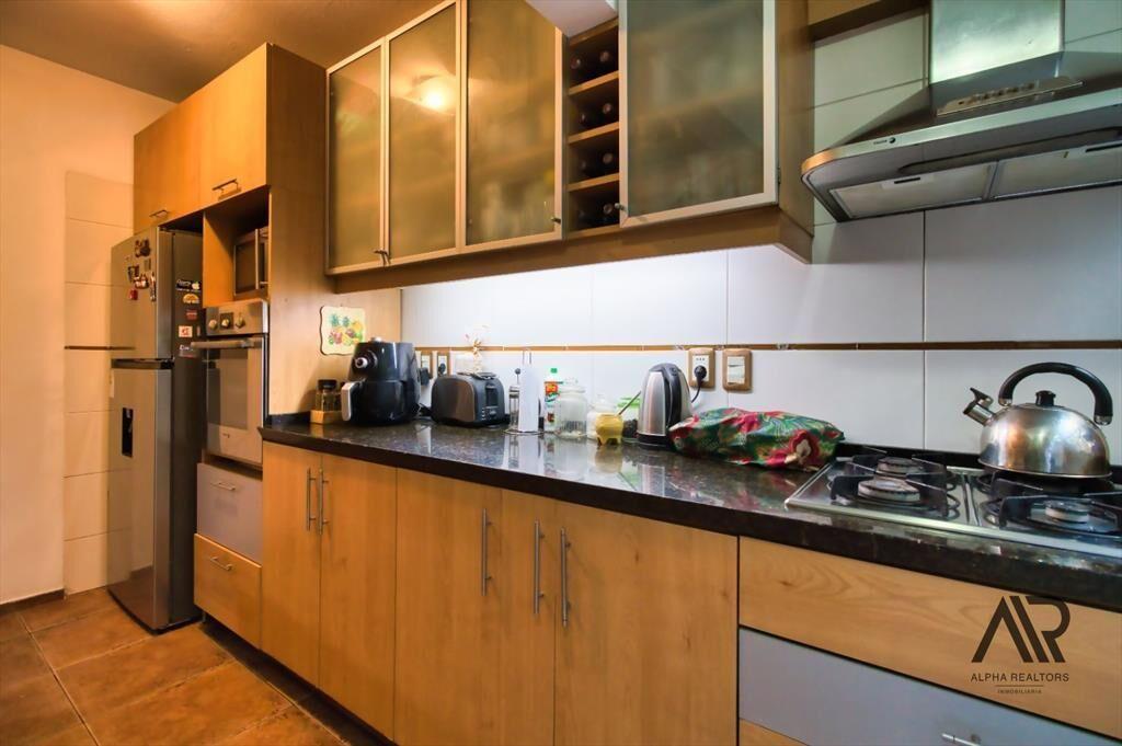 Apartamento en venta c/ cochera en Pocitos