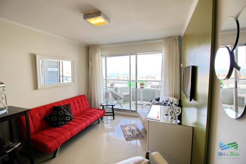 Apartamento de 2 dormitorios en venta con vista