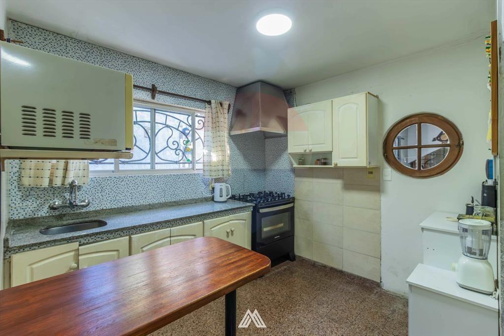 Casa en venta - Union - 2 dormitorios y garaje