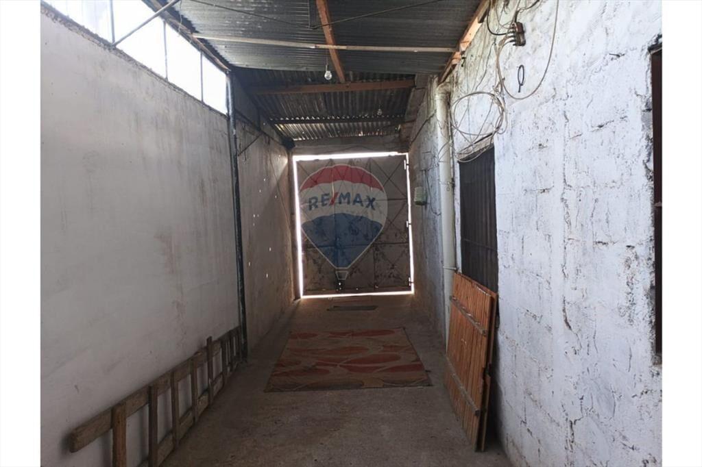 Venta casa tres dormitorios y garaje Casavalle