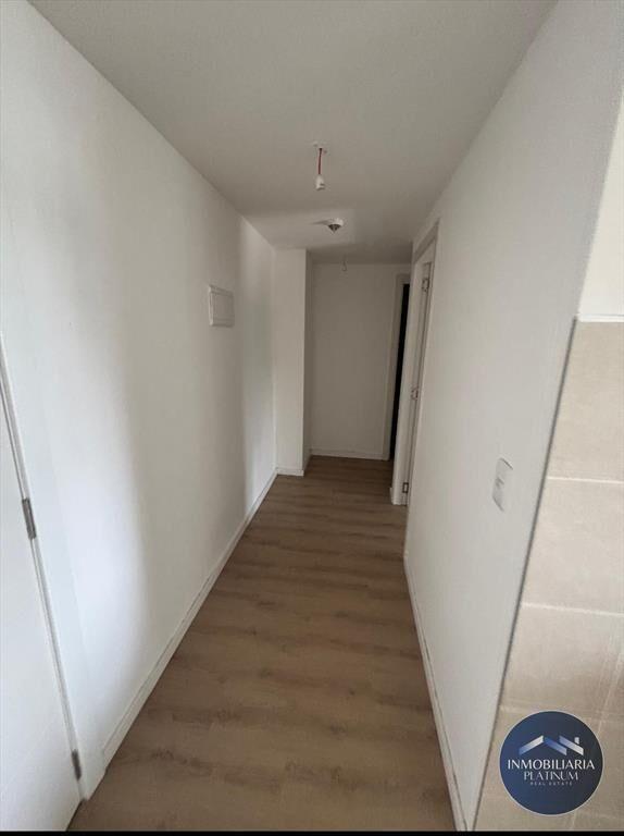 Apartamento en alquiler c/ cochera en Tres Cruces