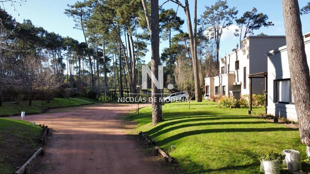 Vende oportunidad de inversión en Pinares, Punta
