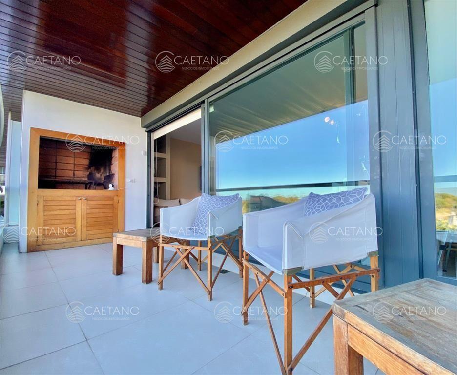 Alquiler apartamento 3 dormitorios. Playa brava, Punta del