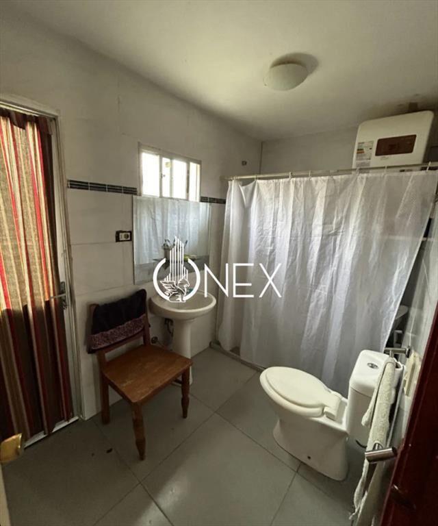 Venta 2 casas en un mismo padrón + piscina en