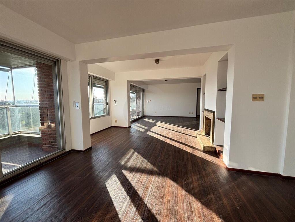 CASATROJA ALQUILER APARTAMENTO EN EL GOLF (Punta Carretas)