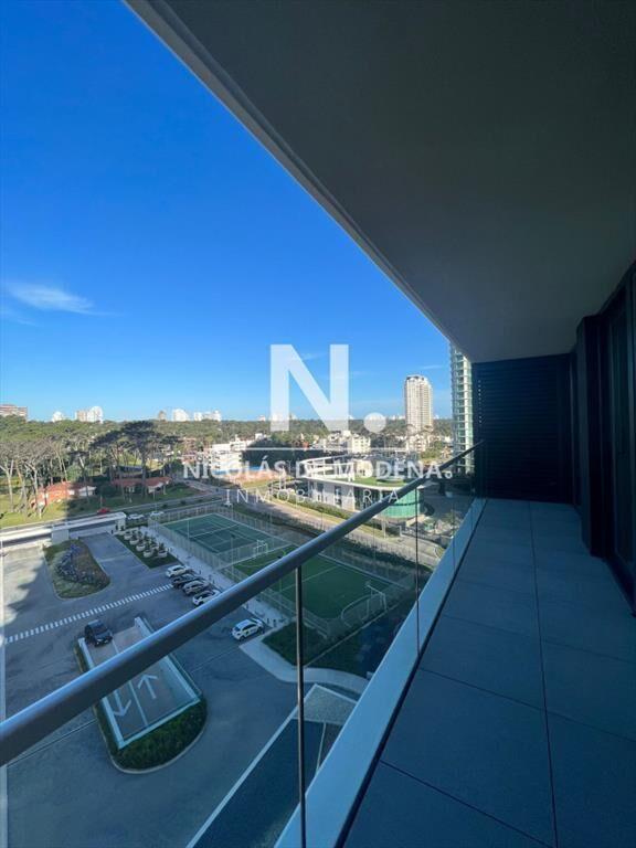 Apartamento en venta de 3 dormitorios en Primera