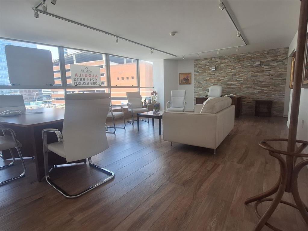 VENTA CON RENTA - A metros de WTC - BUCEO