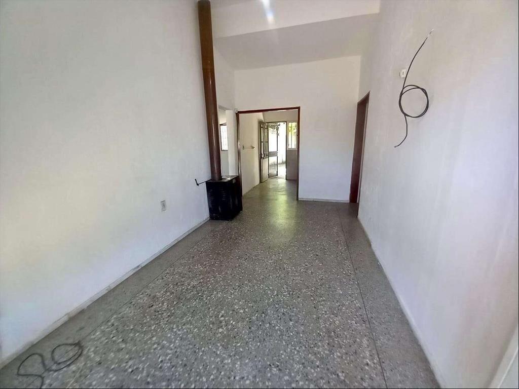PRÓXIMO AV. GIANNATTASIO. CHALET + GARAJE Y BARBACOA Lagoma