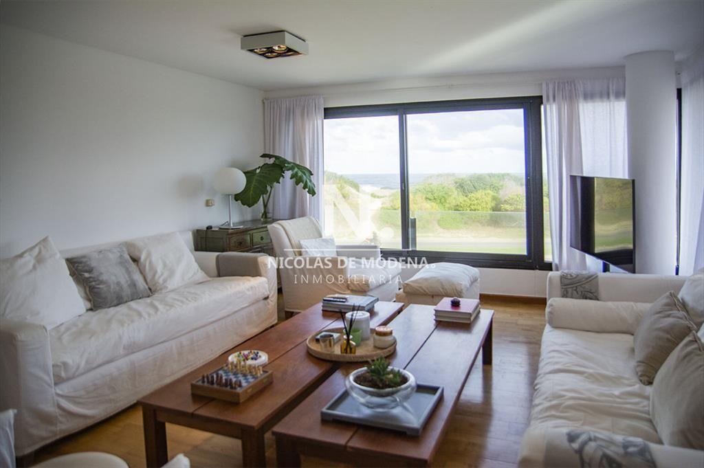 Apartamento de 3 dormitorios ensuite en primera