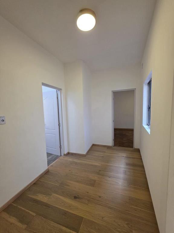 Alquiler apartamento un dormitorio con patio La Comercial.