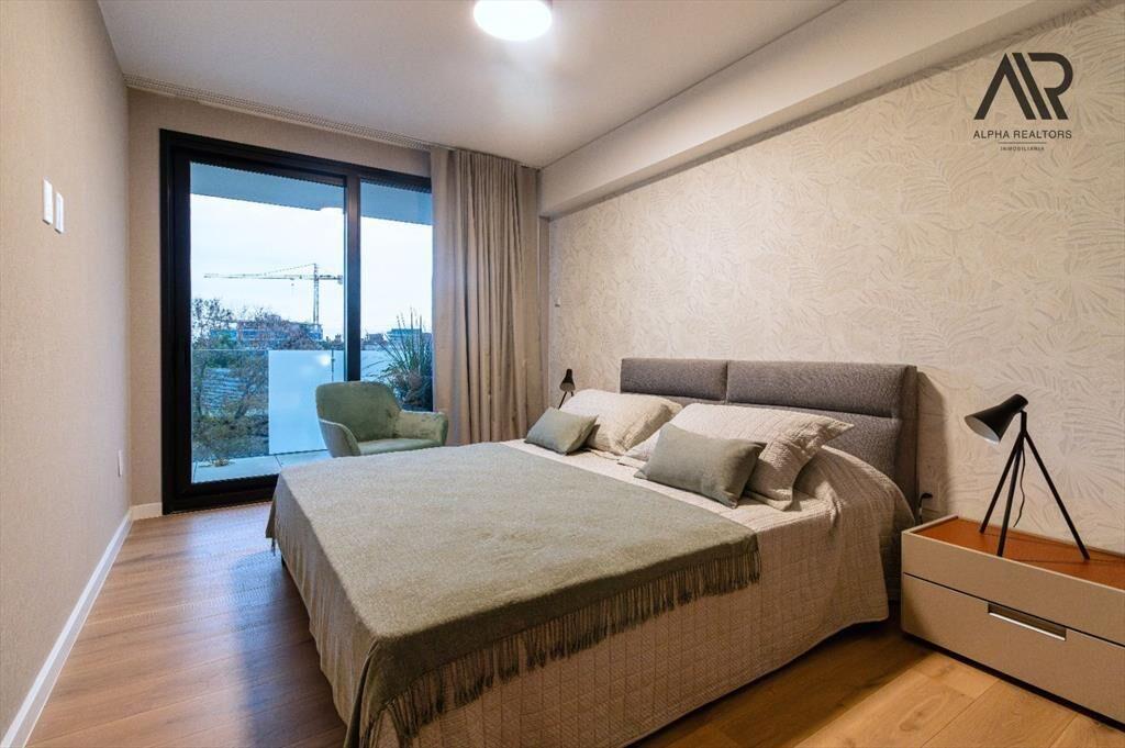 Apartamento en Alquiler c/ cochera en Puerto Buceo