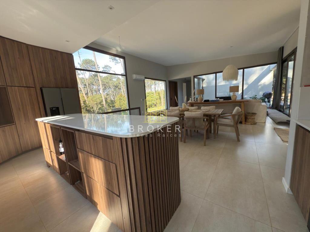 venta casa barrio privado reserva Montoya la
