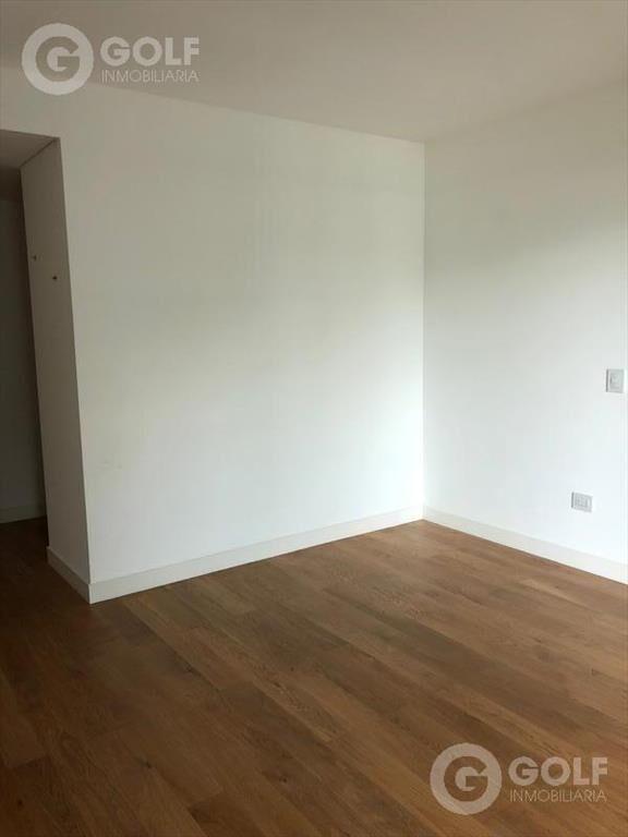 Venta apartamento de 2 dormitorios con 2 garajes en Forum c