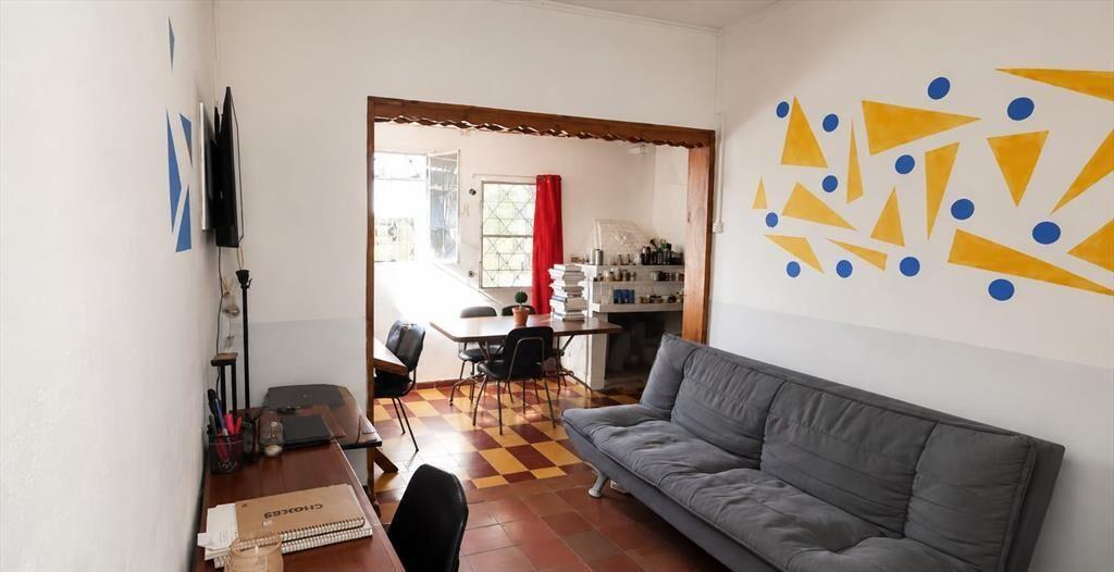 VENTA CASA CON GARAJE PATIO Y APARTAMENTO AL FONDO
