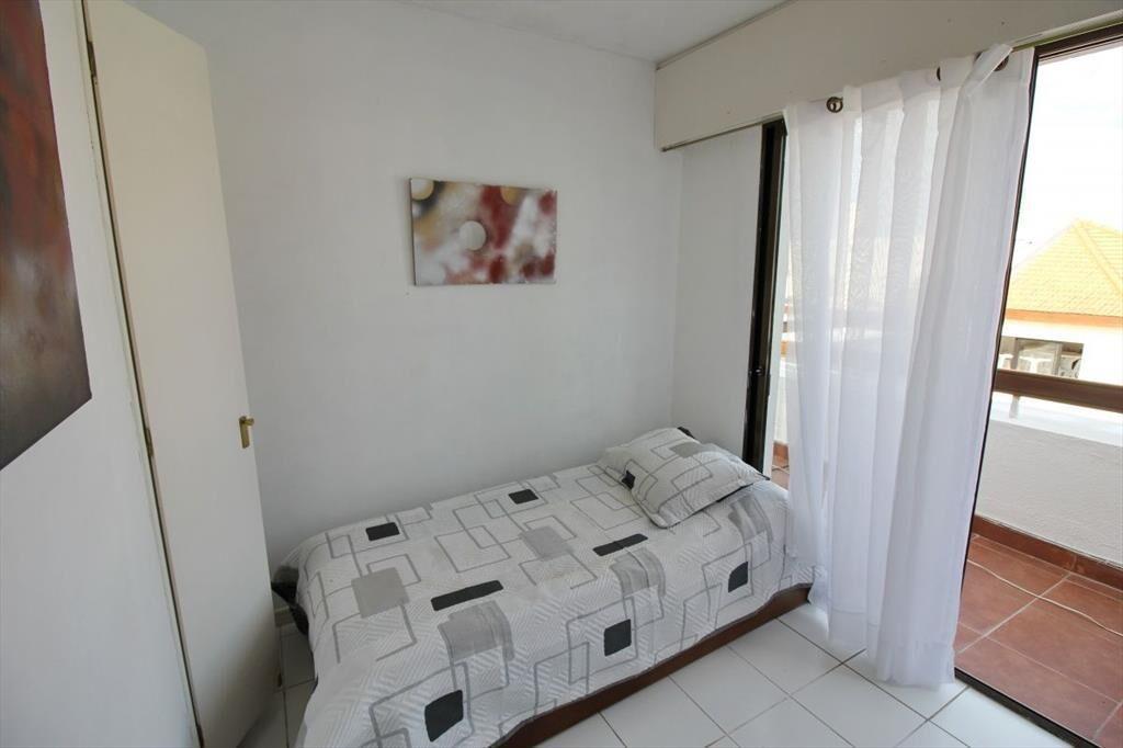 Vendo apartamento 2 dormitorios con gran terraza y parrille