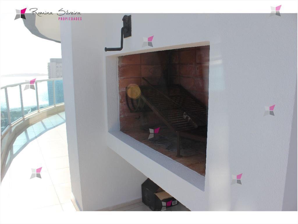 apartamento con vista a playa mansa