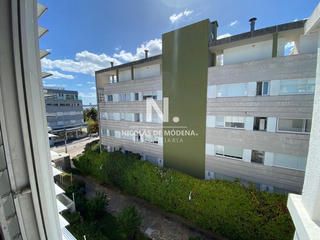 APARTAMENTO EN PENISULA