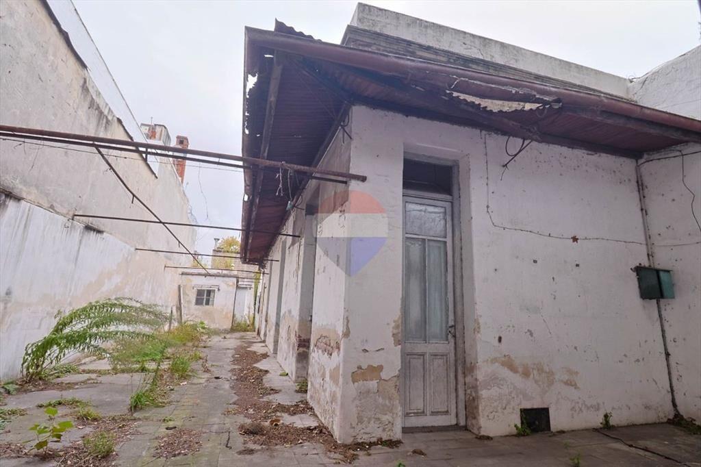 VENTA CASA A RECICLAR LA COMERCIAL