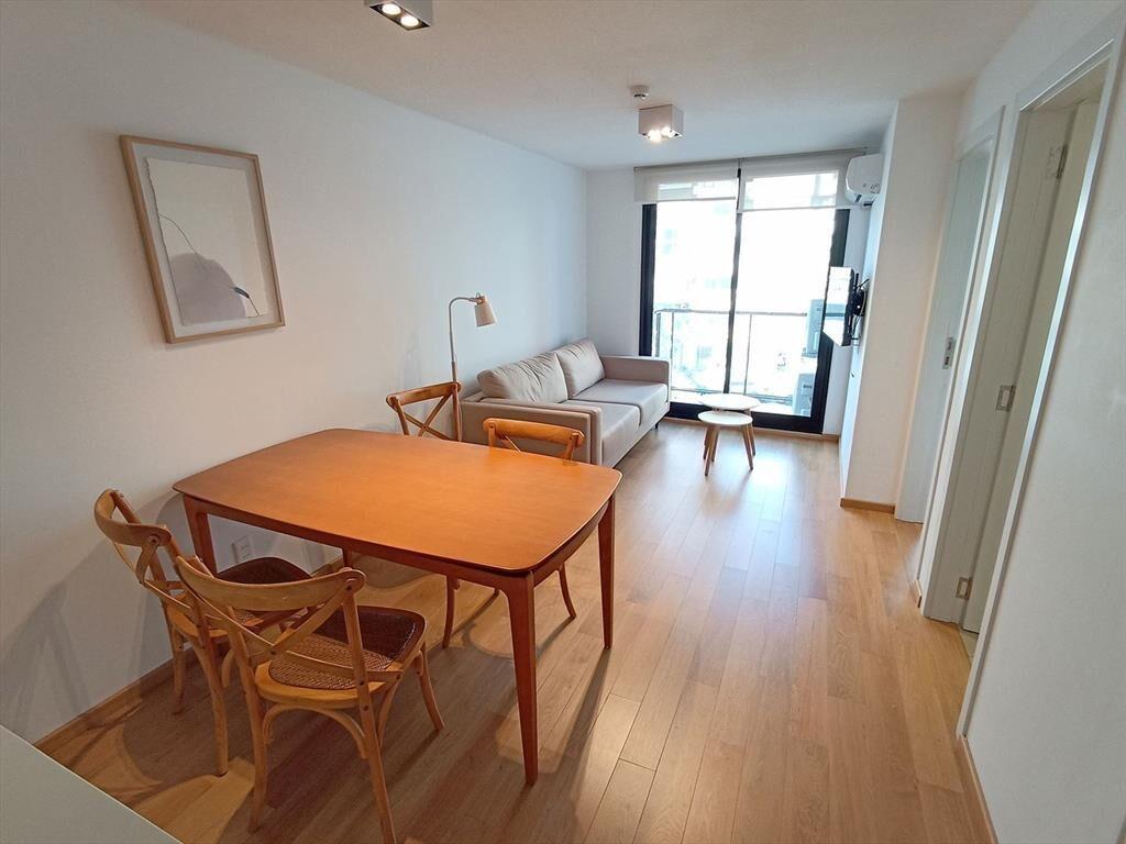 Venta Apartamento con Renta Pocitos Nuevo 2 Dormitorios 2 B