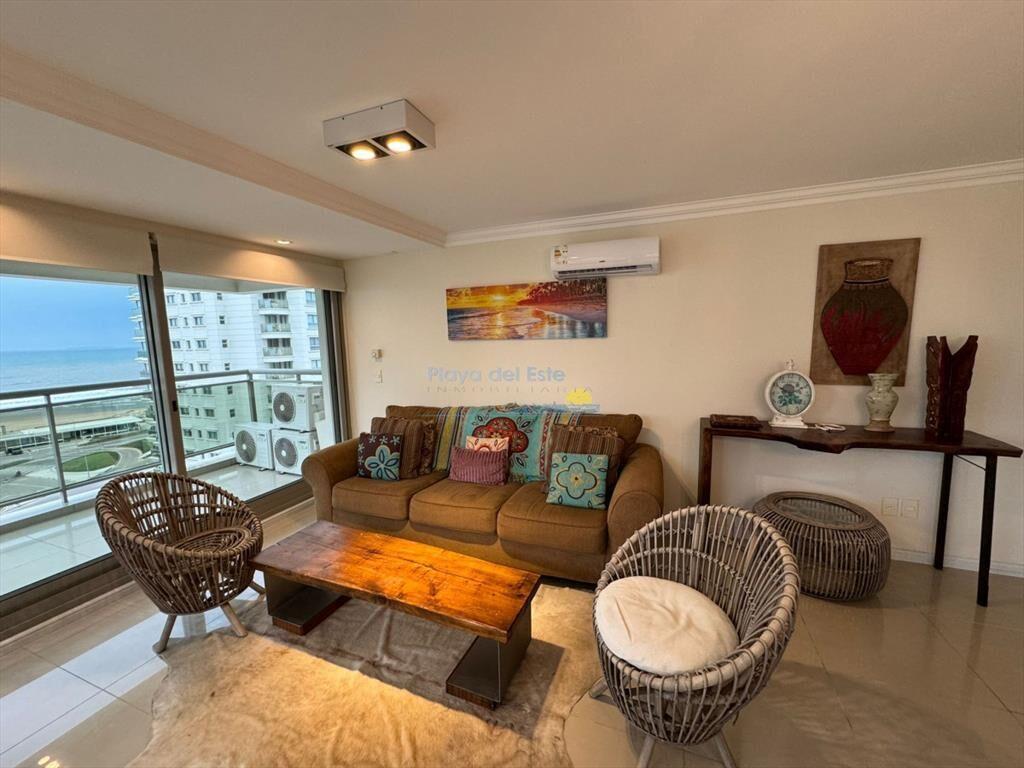 Apartamento en alquiler de temporada de 2 en , ,