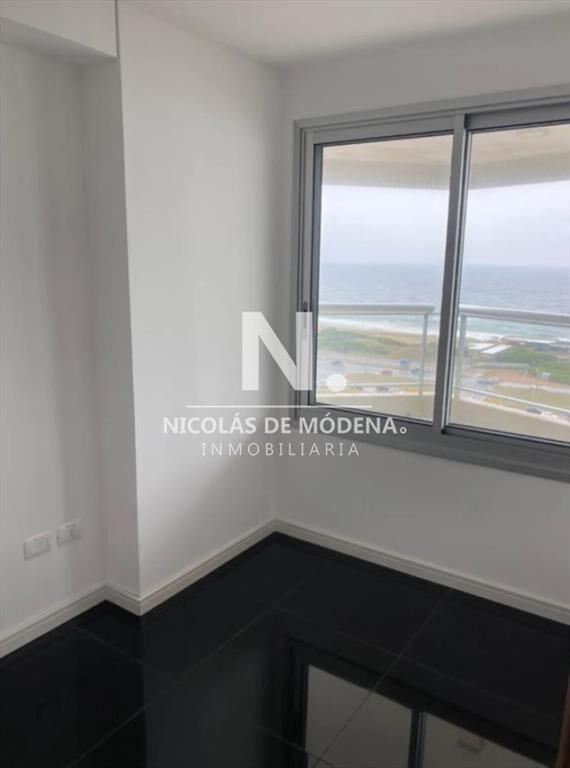 Impecable departamento, comodo e iluminado.