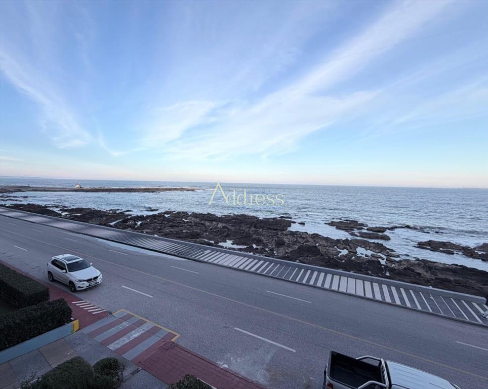 Apartamento en Peninsula, frente al mar, de 3