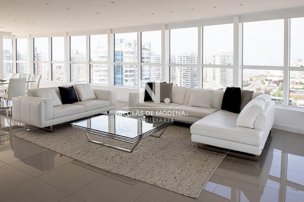 Espectacular Ph en Torre Alexander Collection con