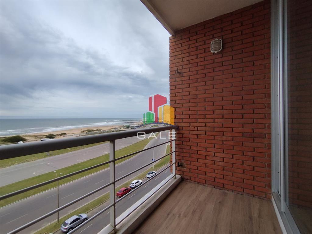 Alquiler de apartamento de dos dormitorios y en
