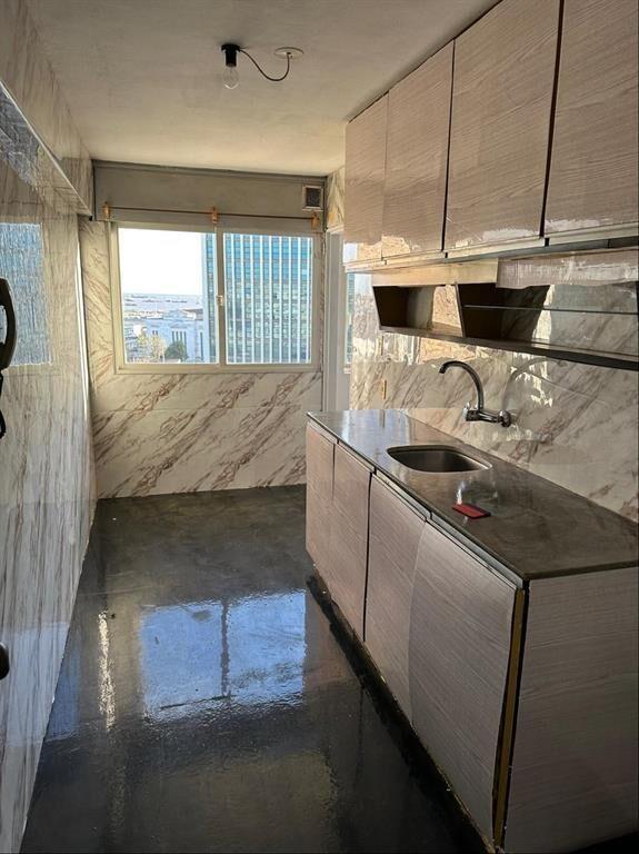 3 DORMITORIOS PISO 9 AL FRENTE