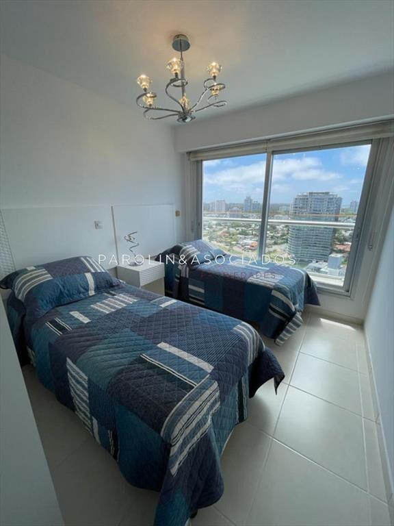 Apartamento en Venta de 2 dormitorios en Season -