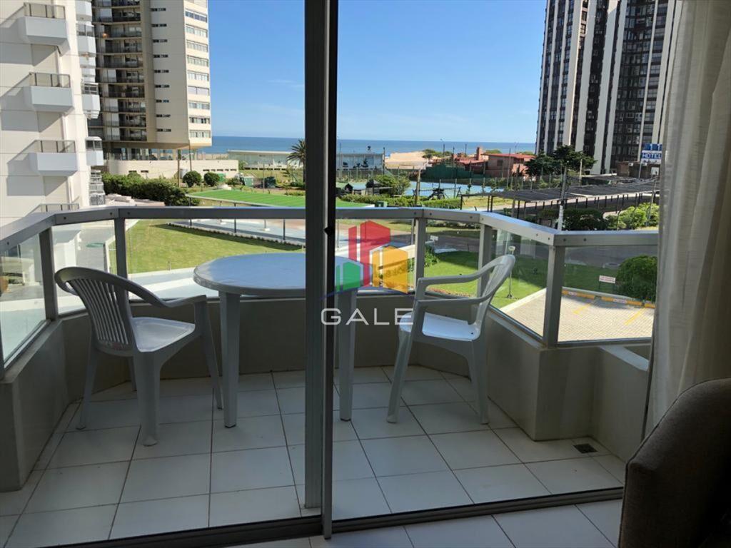 Apartamento en Brava, 1 dormitorios *