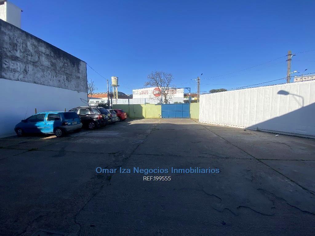 Venta local industrial terreno Prox ex Mercado Modelo