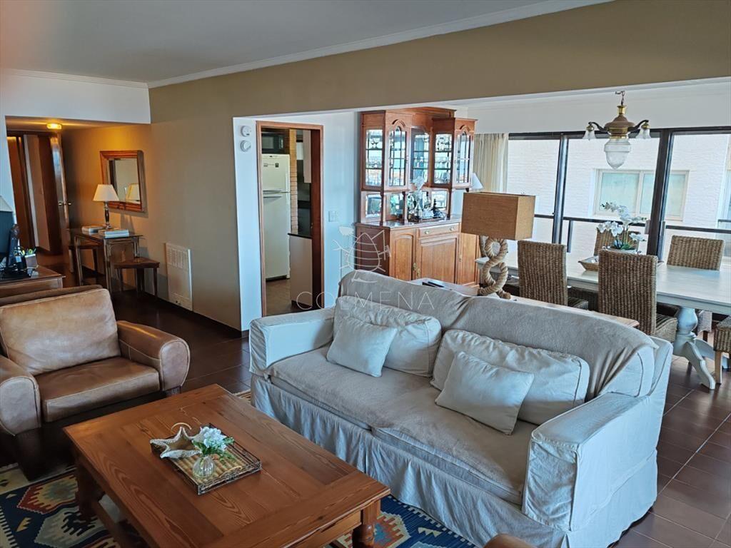 Apartamento en Península, Punta del Este