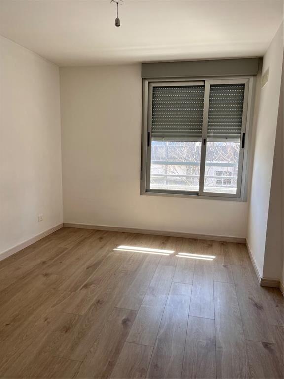 Alquiler tres cruces apartamento 1 dormitorio con terraza