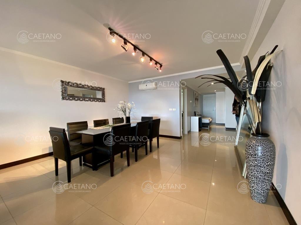 Venta apartamento 3 dormitorios playa brava Punta