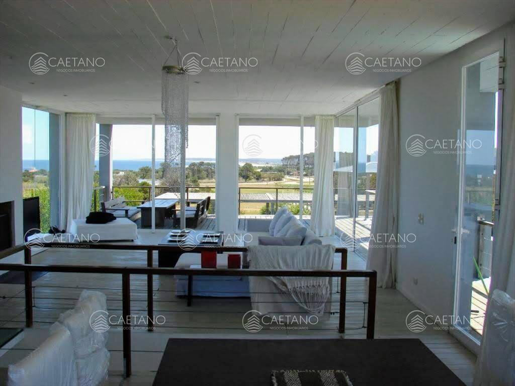 Casa con vista al mar en Barrio Privado, Jose Ignacio