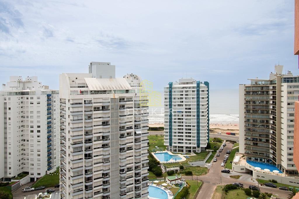 Apartamento Penthouse en Venta de 4 dormitorios y