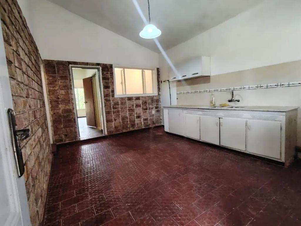Casa en venta c/ cochera en Canelones